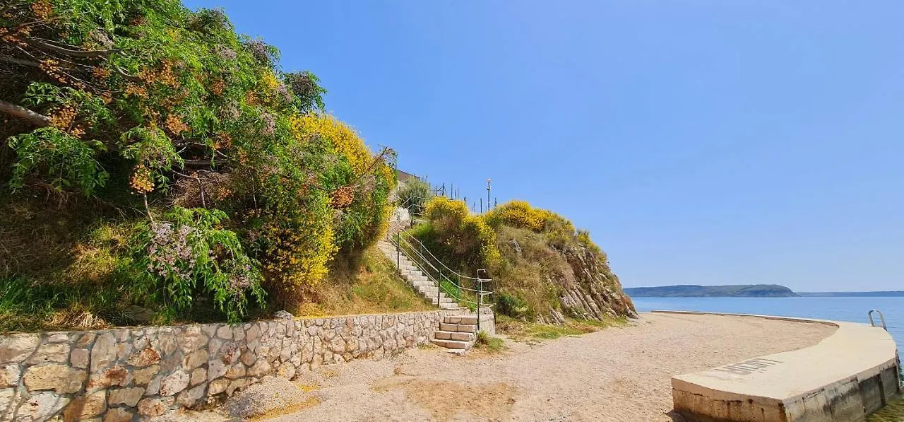 Apartments Nicolas - Beach & Sea 10M Away - Amazing Sea View! Rtina Chorvatsko