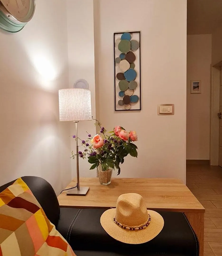 Apartments Nicolas - Beach & Sea 10M Away - Amazing Sea View! Rtina Chorvatsko