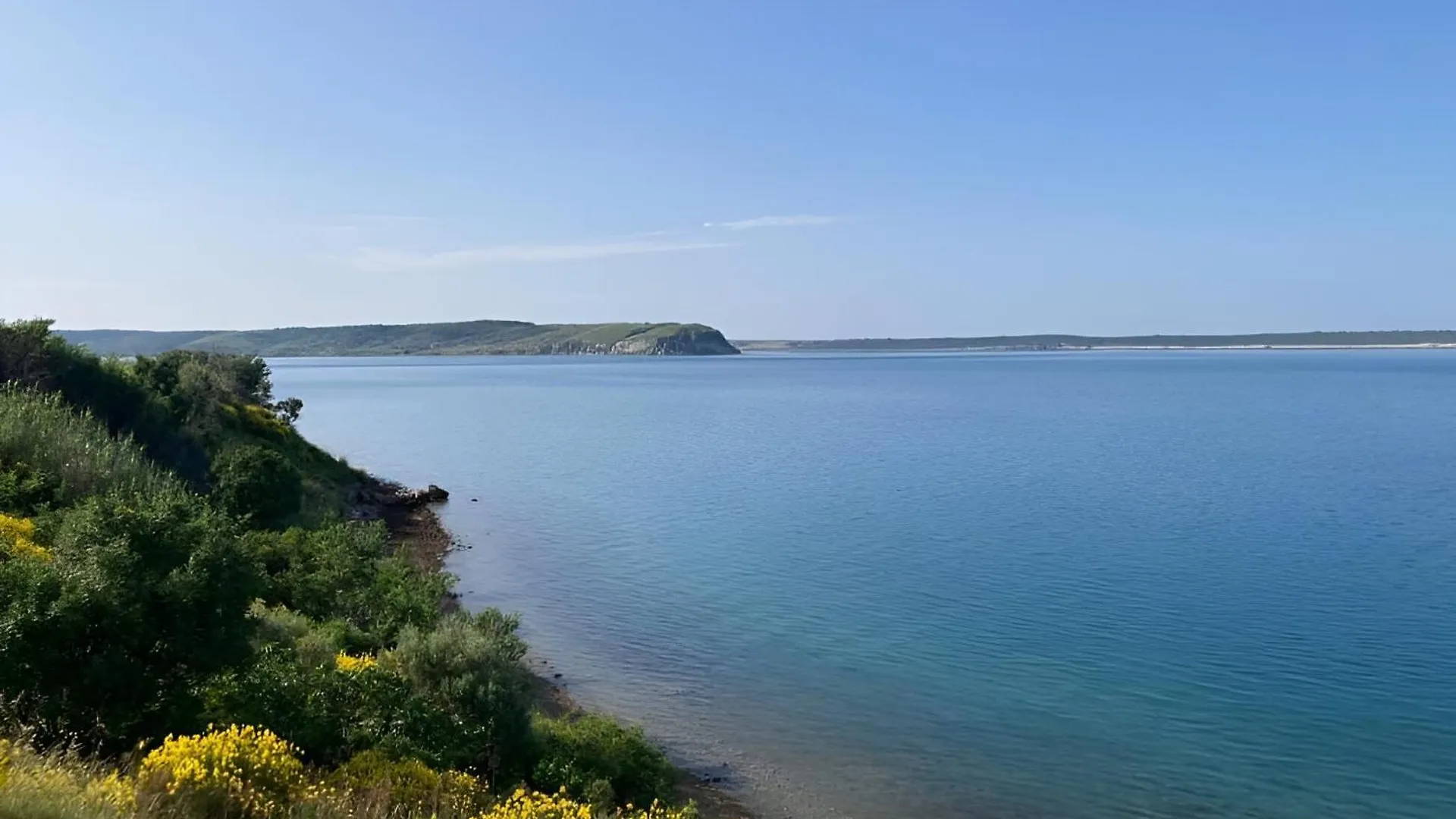 Apartments Nicolas - Beach & Sea 10M Away - Amazing Sea View! Rtina